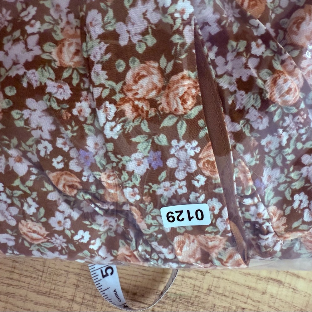Astr Floral Puff Sleeve Maxi Dress - Pink and Brown Sz L Front Cutout Coquette - Picture 15 of 15